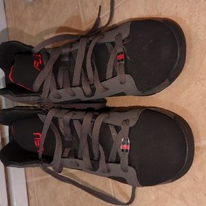 Fubu mens 8.5 high top